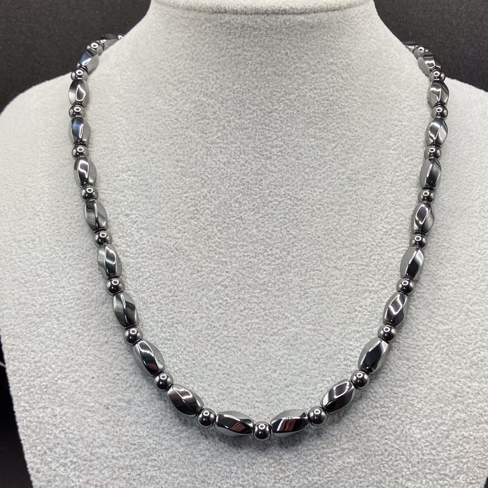 Genuine Hematite Necklaces With Magnetic Clasps, Set of 3 Unisex - Picture 5 of 14